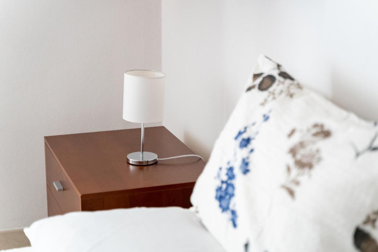 Spacious 3-Bedroom Apartment With Courtyard In Tempio Pausania - Perfect For Families Exteriör bild